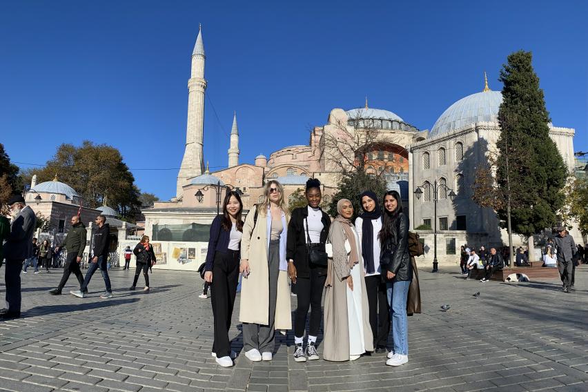 大学の教授に誘われて参加したトルコ旅行の様子