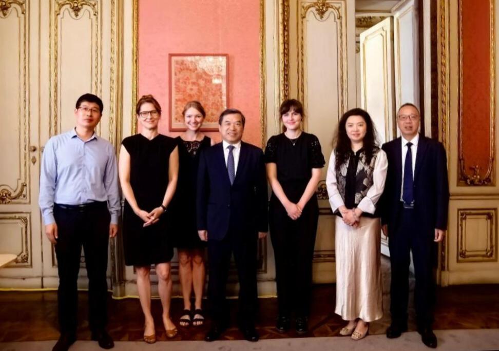 GDUFS delegates meet IES Vienna Centre staff