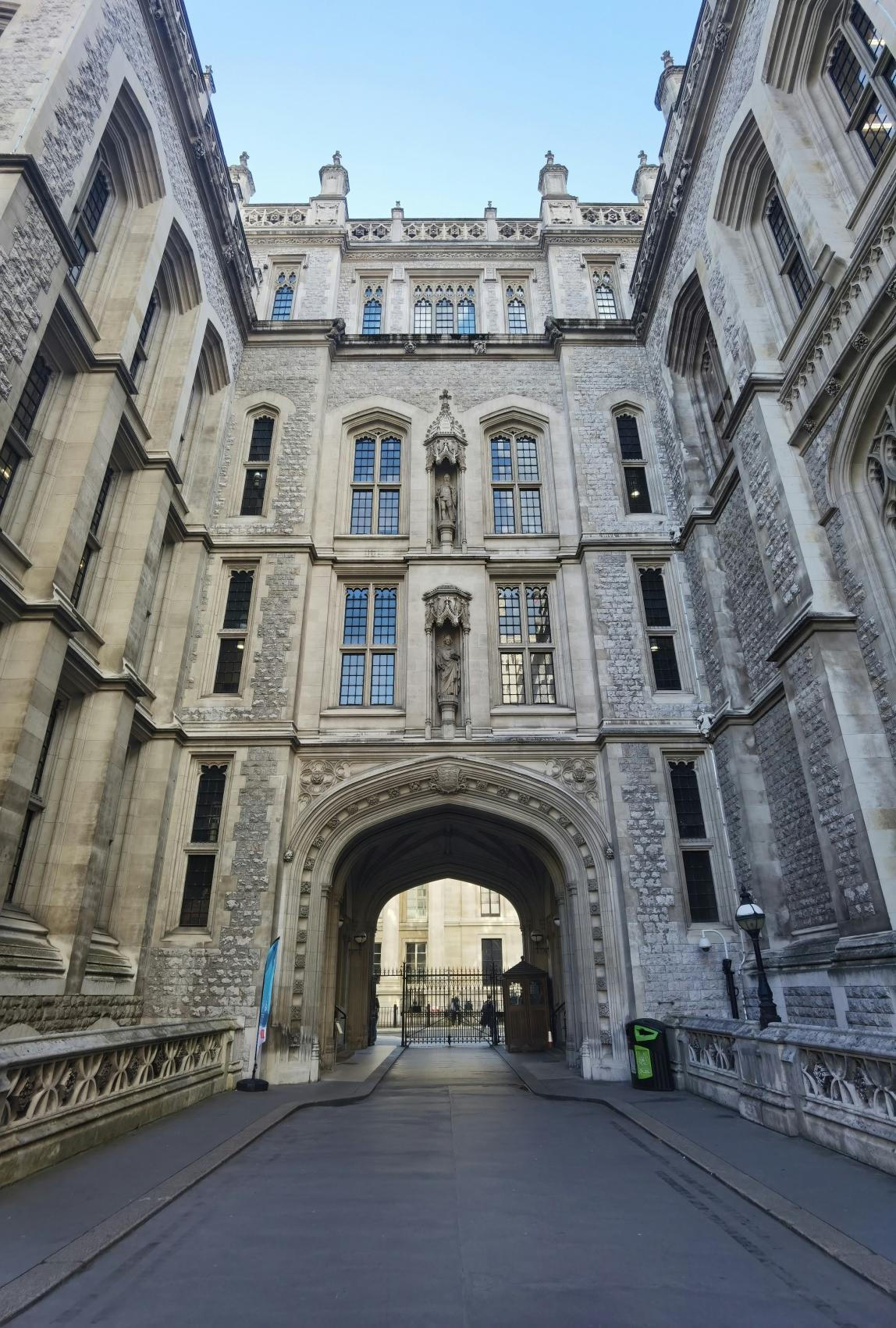 King's College London