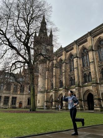 グラスゴー大学にて