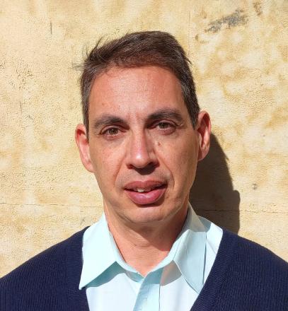 Jorge Silva Di Bella headshot