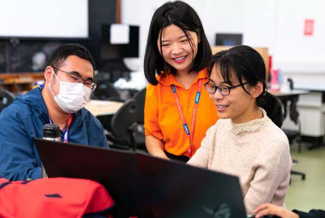 King's College London - Students in Class