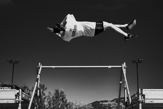 Tomoya Suzuki - Parkour Flip Twist
