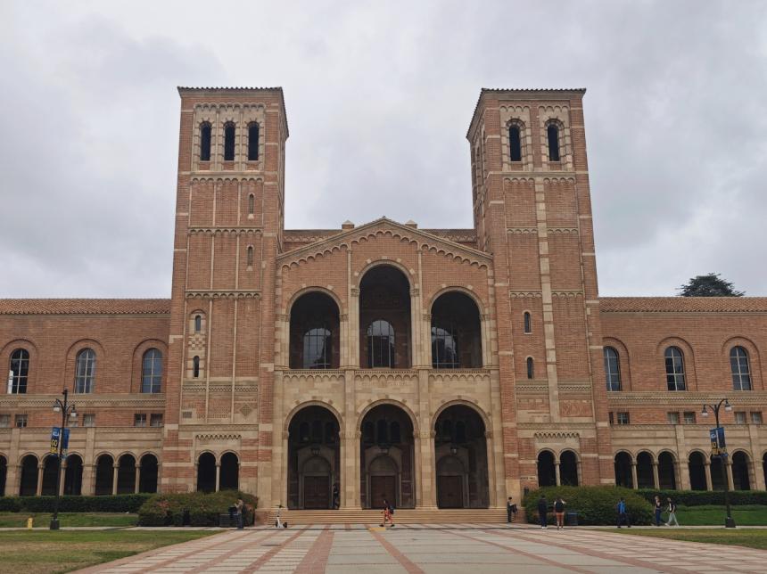 SAF全球校园大使 丁同学 UCLA校园