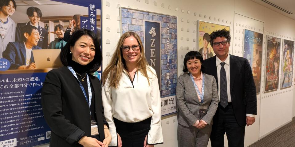 ZEN大学国際センター課長 川勝 愛さん(左)、国際センター 野村文さん(右)と